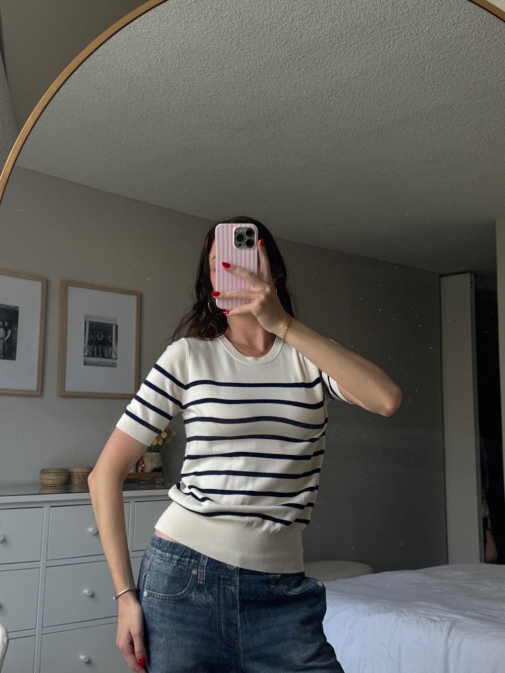 Zara Cream & Navy Striped Short Sleeve Knit Top